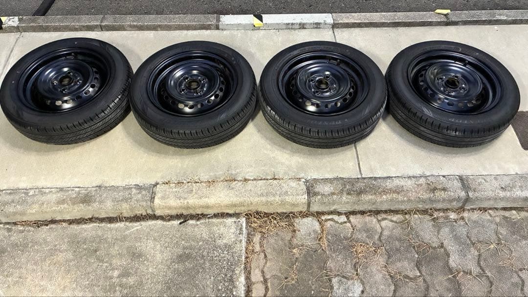 DUNLOP ENASAVE EC300 14インチタイヤセット　中古