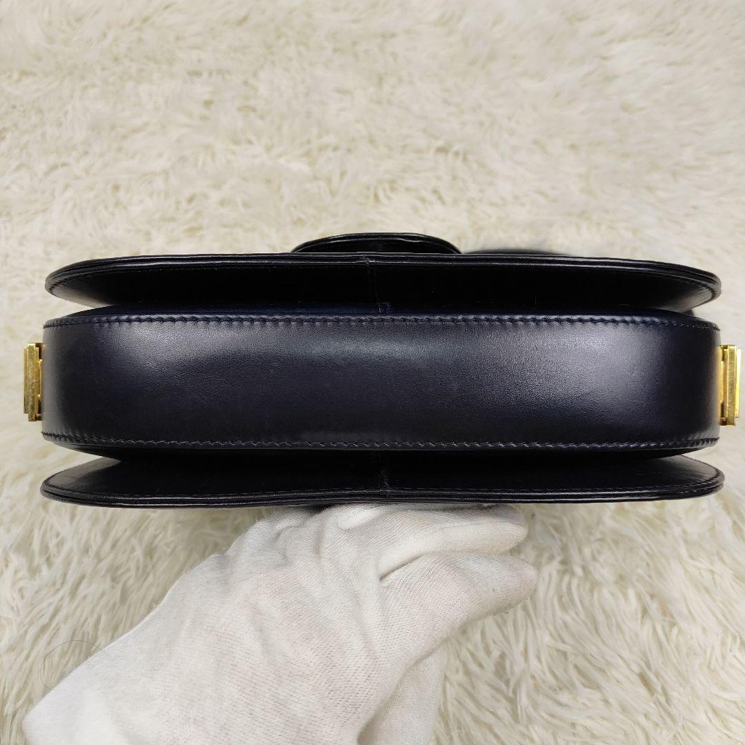 本日限定価格　グッチ　ハンドバッグ　ワンショルダー　肩掛け　ネイビー　GG金具