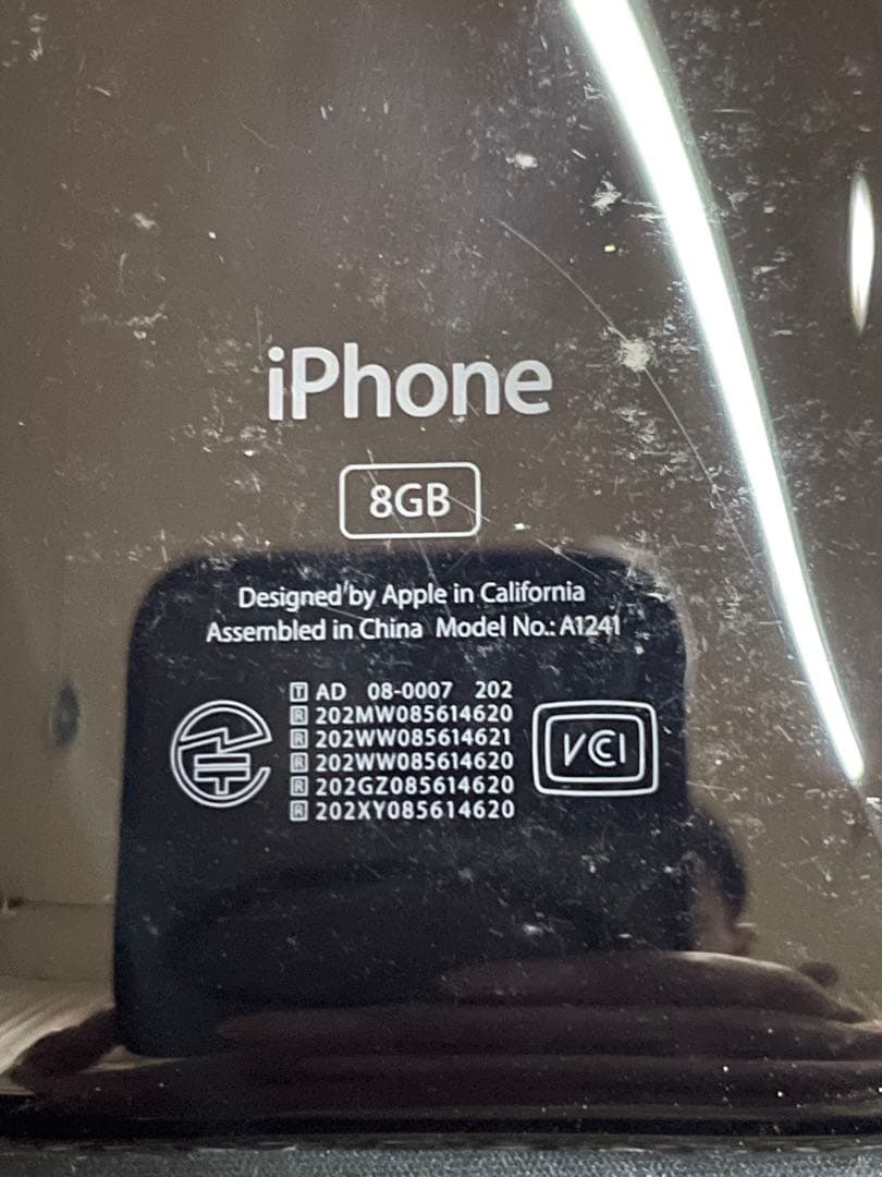 Apple iPhone 8GB ブラック