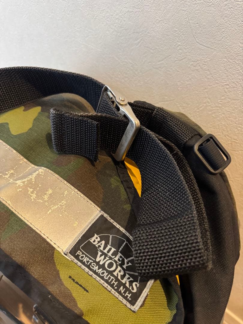 BAILEY WORKS ベイリーワークス　迷彩 メッセンジャーバッグ