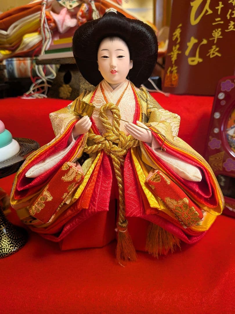 ひな祭り 雛人形　三段飾り　オルゴール付　秀華作　1/2（2/2の購入も必要）