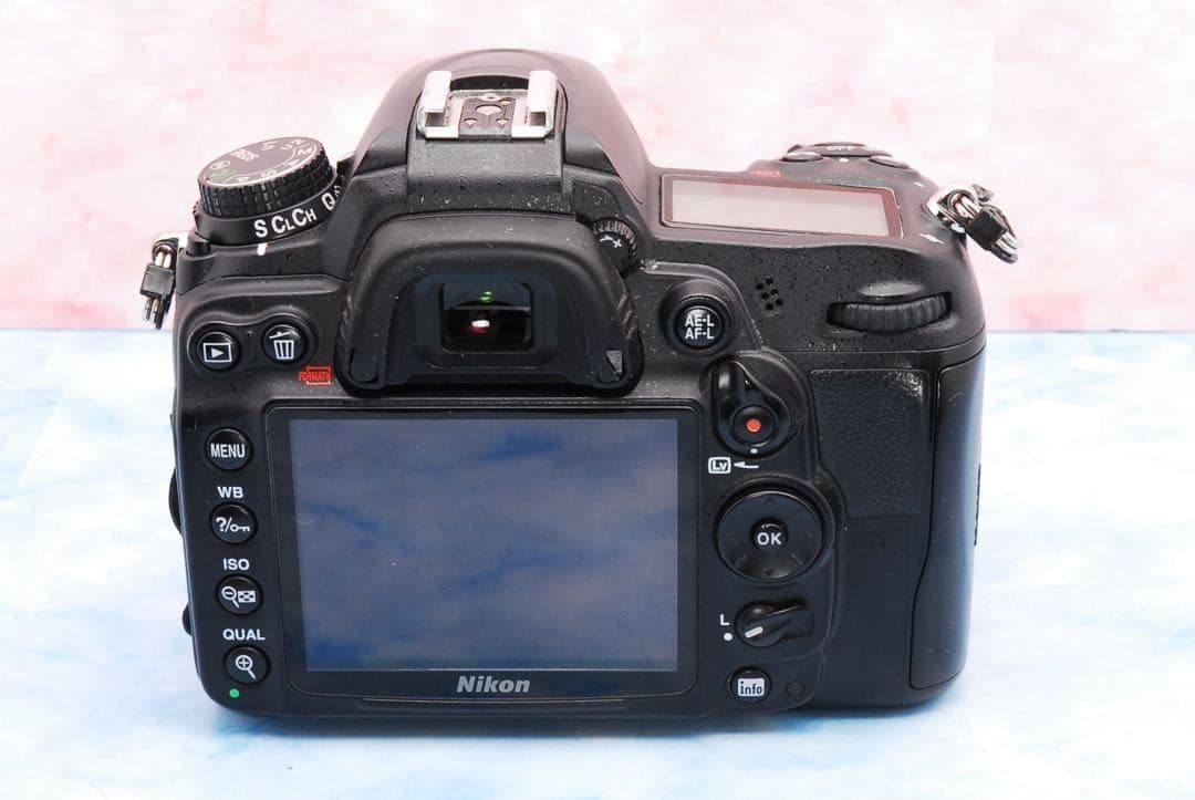 ニコン D7000☆バッグ付☆一眼レフカメラ☆300mm超望遠レンズセット