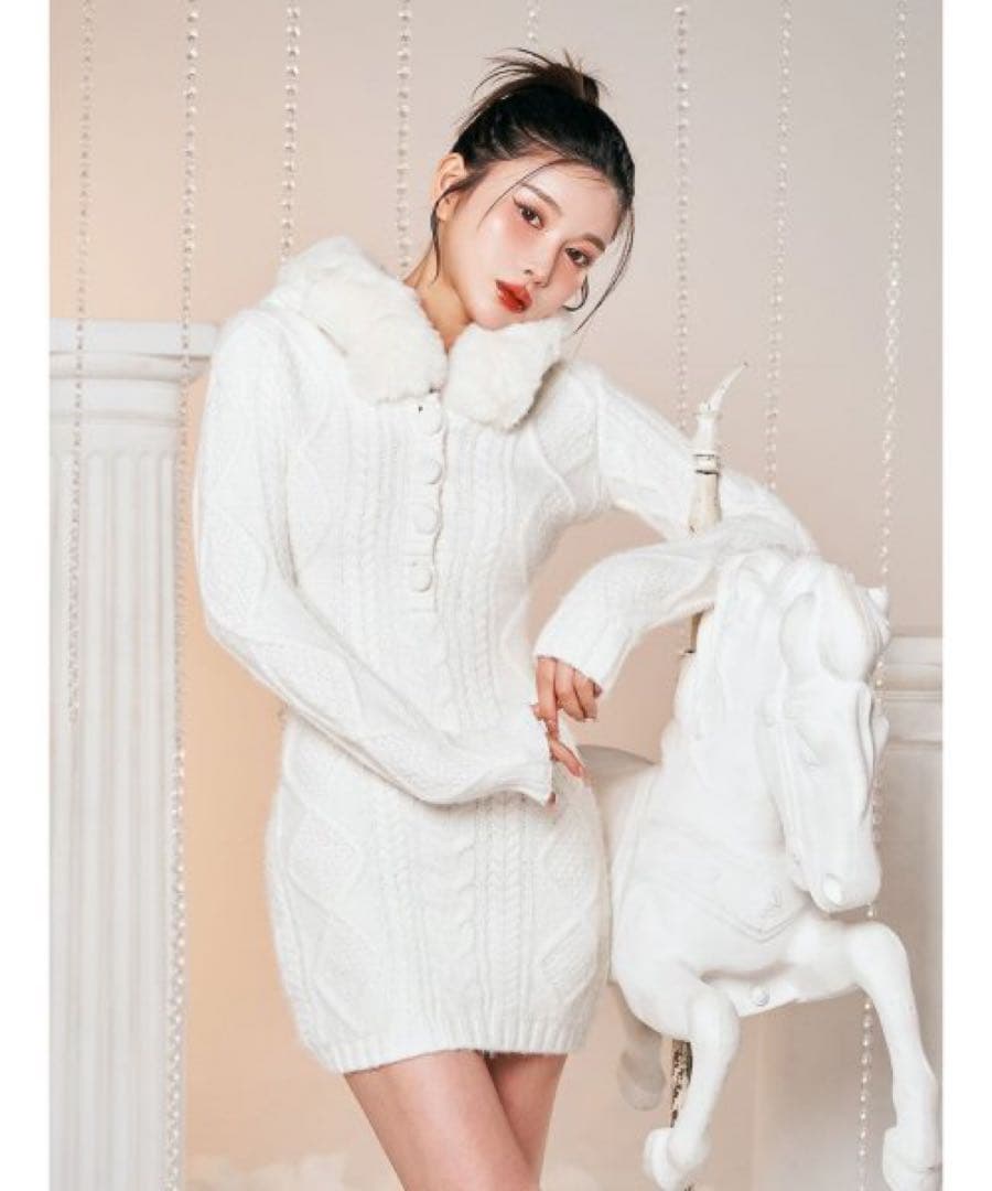 新品タグ付 ダーリッチ フードファーケーブルニットミニワンピース ブラック FL