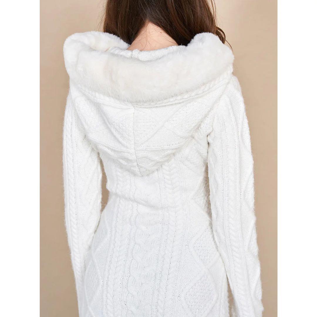 新品タグ付 ダーリッチ フードファーケーブルニットミニワンピース ブラック FL