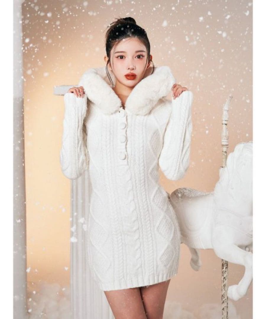 新品タグ付 ダーリッチ フードファーケーブルニットミニワンピース ブラック FL