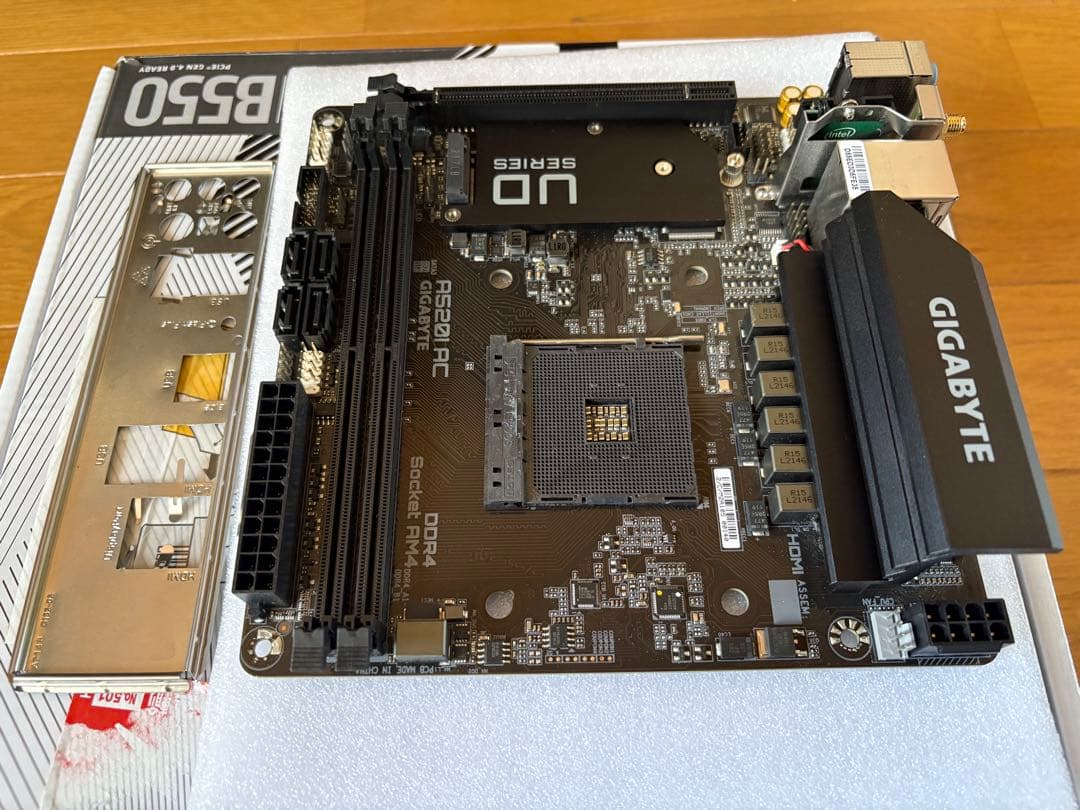 GIGABYTE A520I itxマザーボード