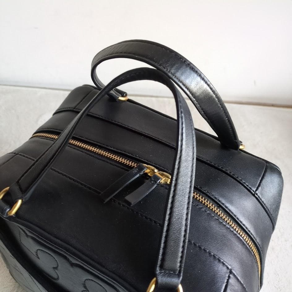 極美品　トリーバーチ　2way　ショルダーバッグ　アレクサ　キルティング　革　黒