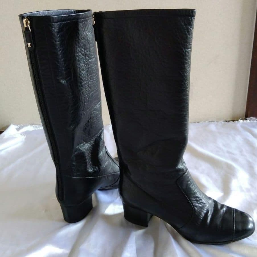 CHANEL 乗馬ブーツ 黒 39C 軽量 本革　箱　保存袋　大丸