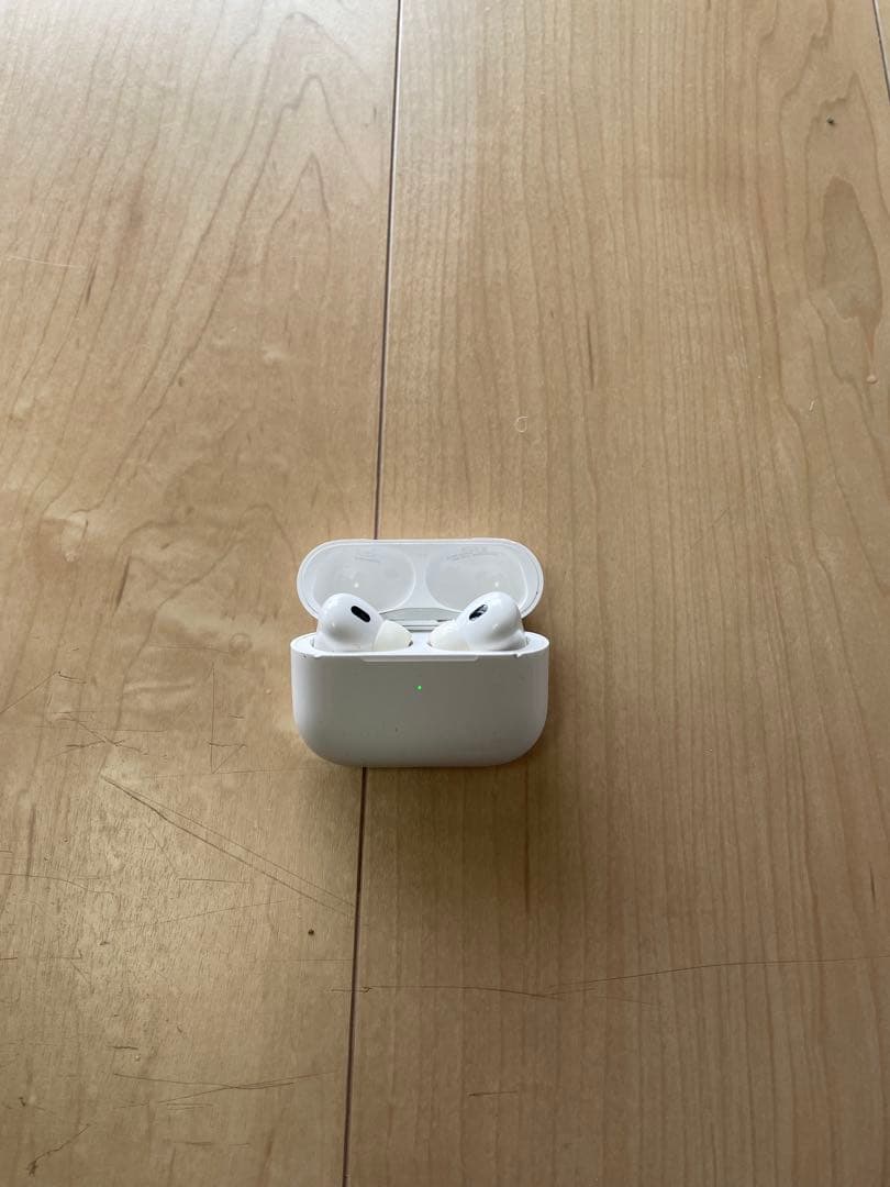 a*i様 AirPods Pro2 本体 付属品全部付き