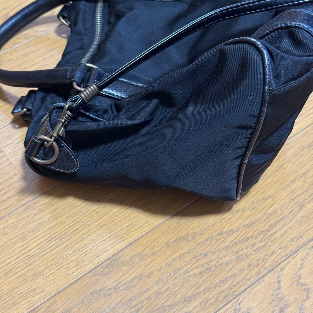 PRADA バッグ　ナイロン　ブラック