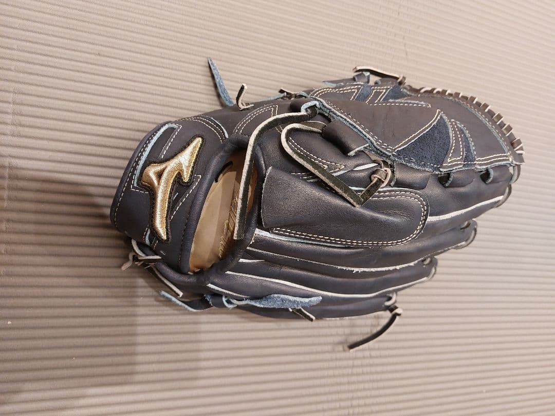 Mizuno Global Elite 硬式グローブ 黒/青 左利き