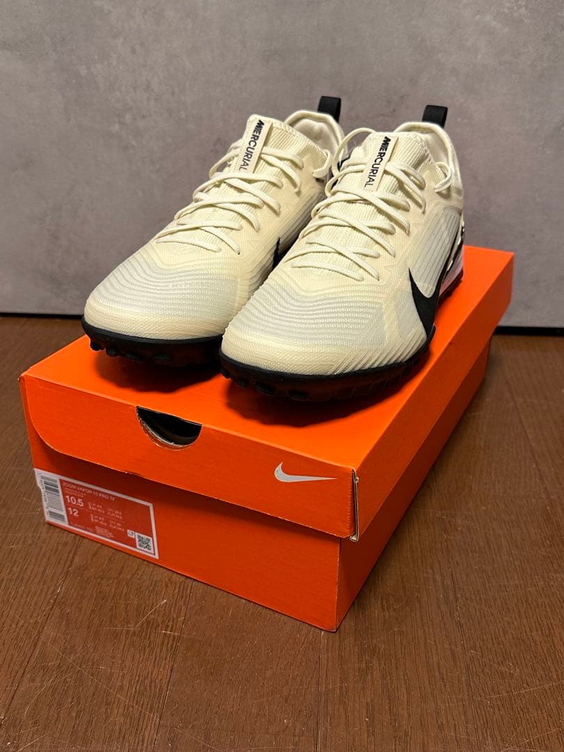 【新品未使用】NIKE ZOOM VAPOR 15 PRO TF 28.5cm