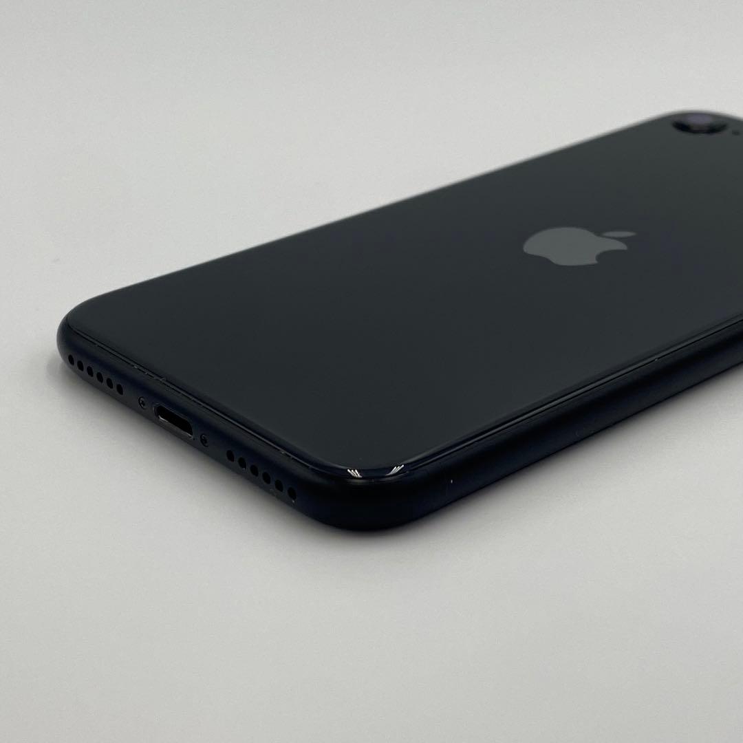 Apple iPhone SE 64GB SIMロックなし