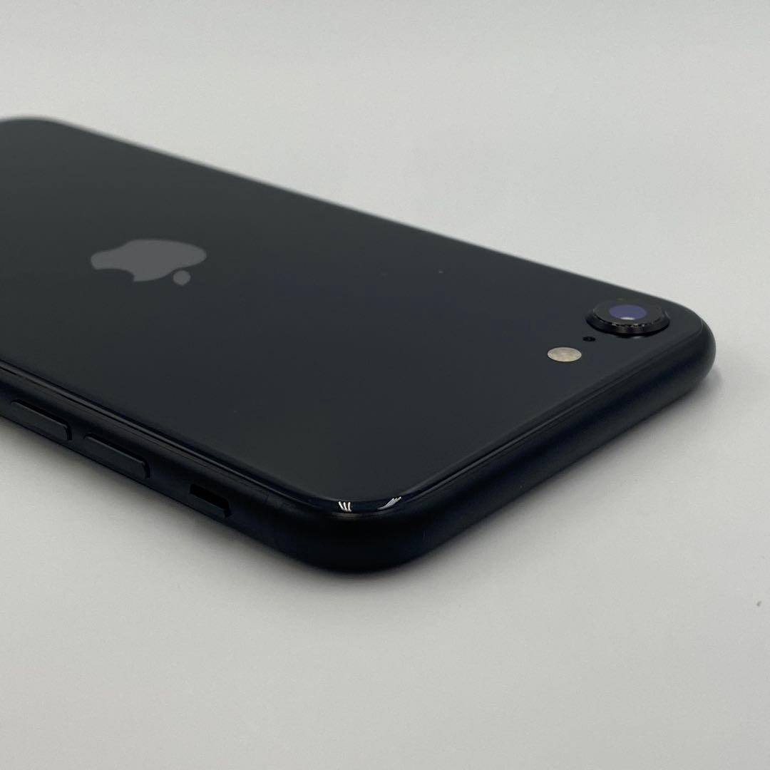 Apple iPhone SE 64GB SIMロックなし