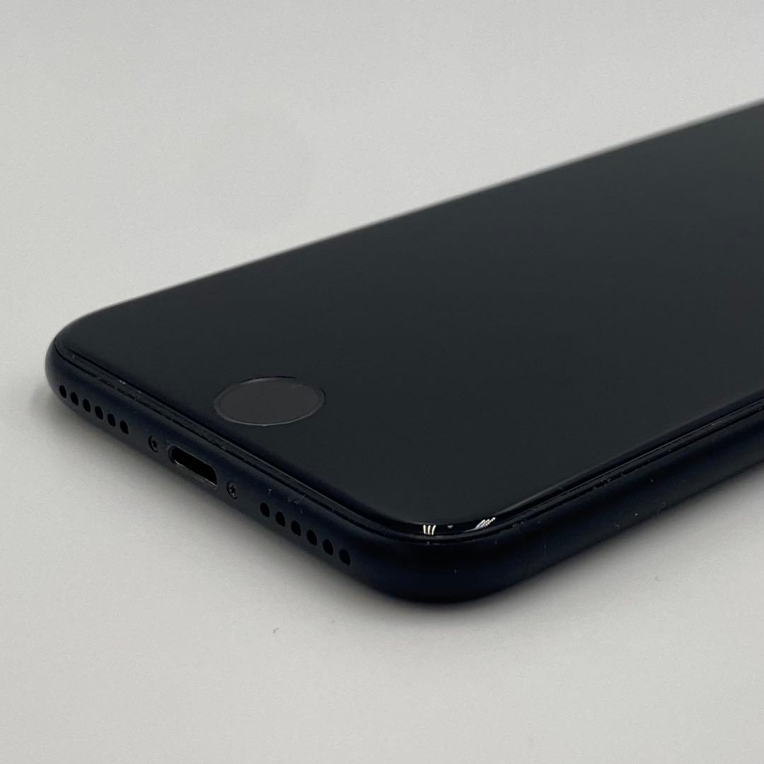 Apple iPhone SE 64GB SIMロックなし