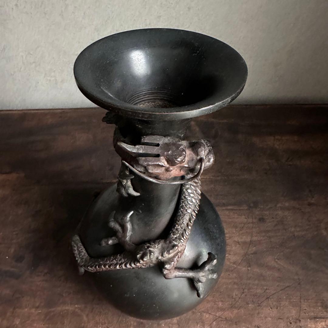 【希少】　古銅　銅製　鉄龍巻　龍巻花瓶　雄峰造　雄峰在銘　花入れ　高岡銅器　小