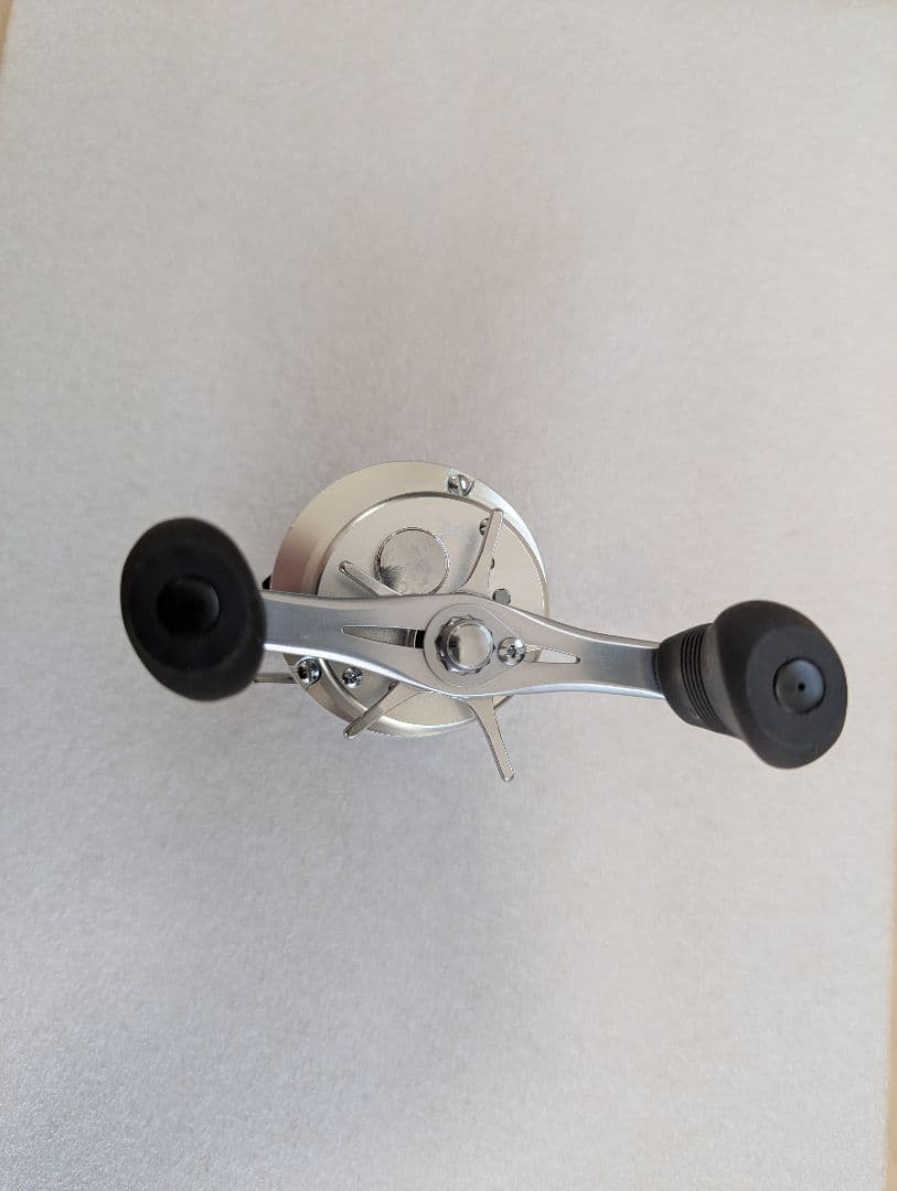 シマノ オシア カルカッタ 200HG 右ハンドル ベイトリール SHIMANO