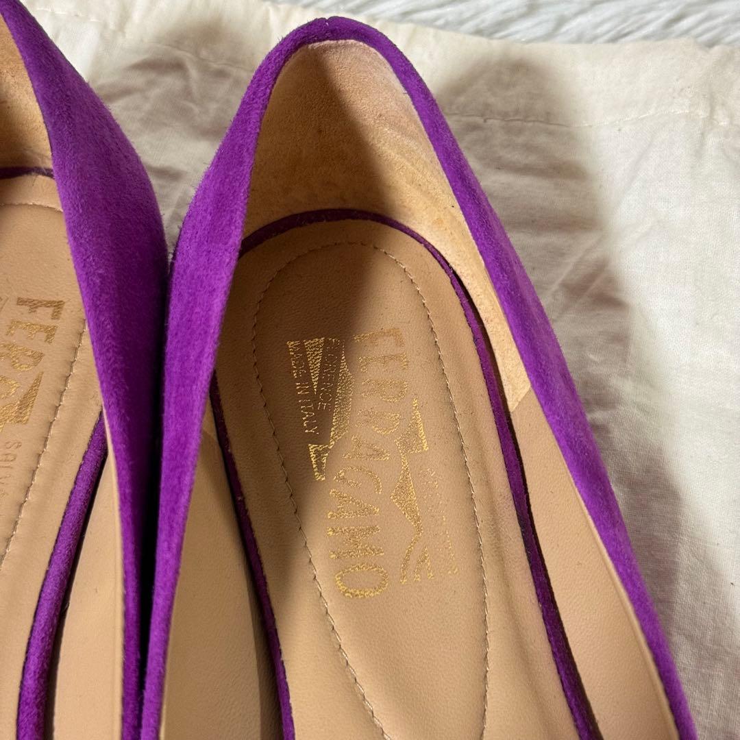 美品✨フェラガモ　フラットシューズ　VARINA ヴァリナ　VARA ヴァラ