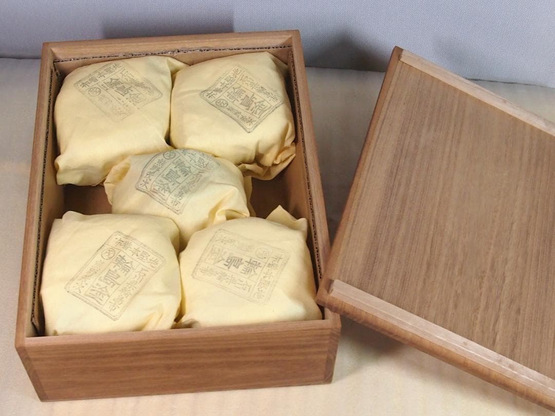 【未使用】輪島塗 熊野茂次 蔦蒔絵/蔦文 四つ椀5客 入れ子椀 布着本堅地 漆器