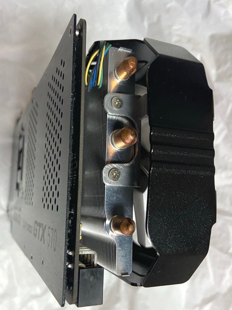 ASUS DirectCU II グラフィックボード