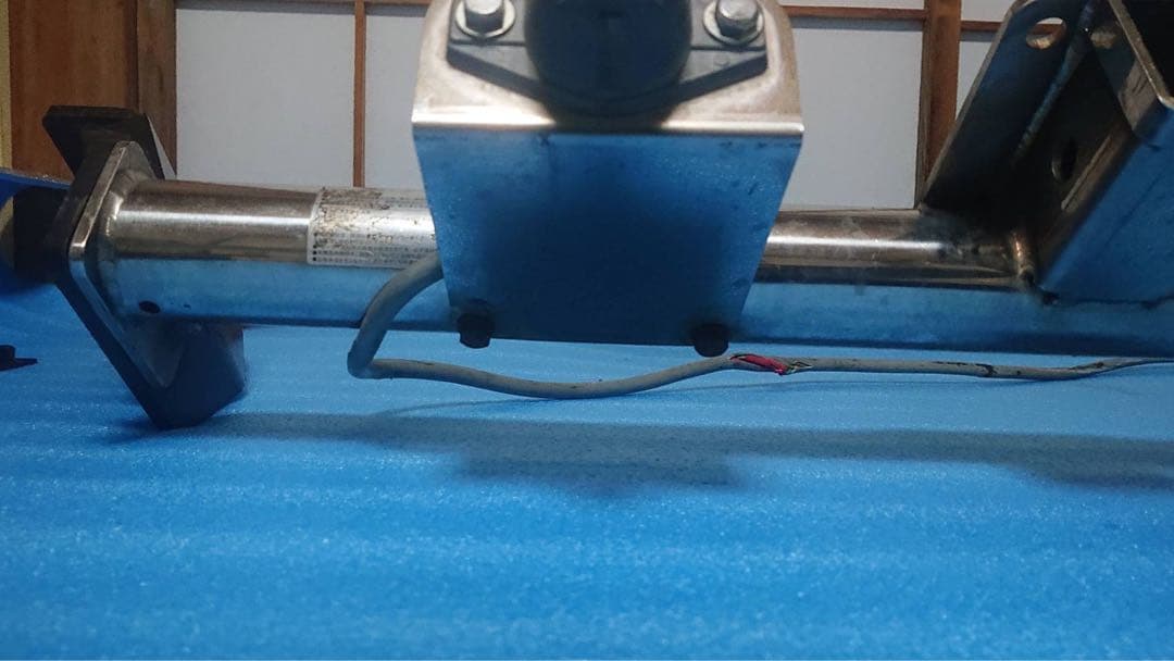 ヴェルファイア20 アルファード20 ヒッチメンバー 送料込 価格