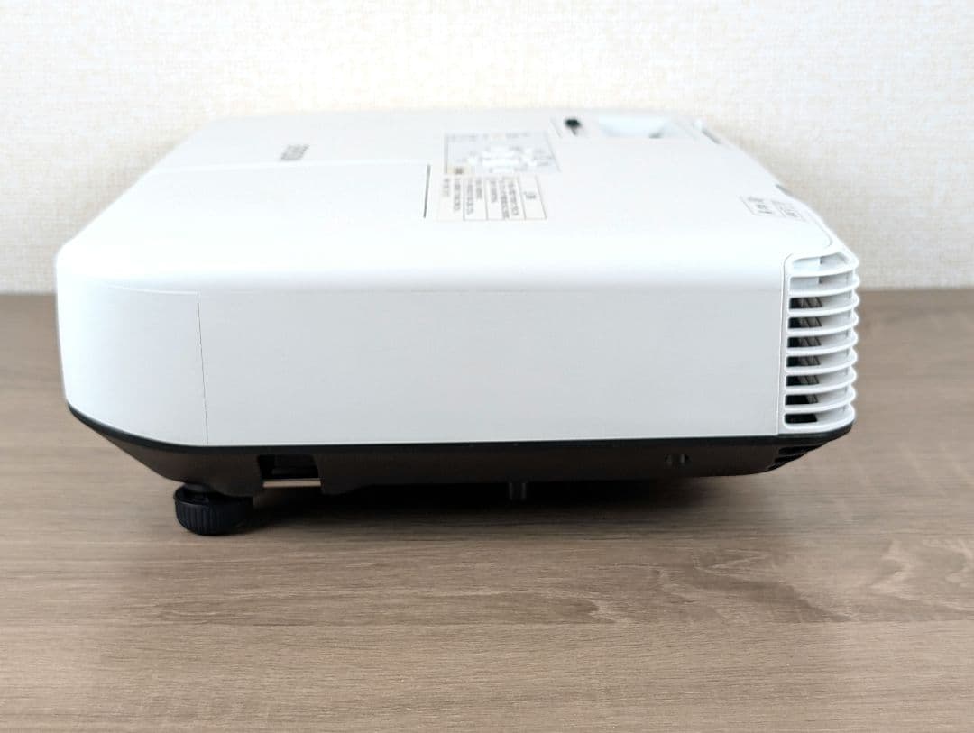 【美品】EPSON エプソン EB-1960 プロジェクター 5000lm高輝度