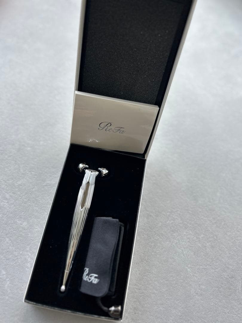 ReFa リファ　エスカラットレイ　美顔ローラー