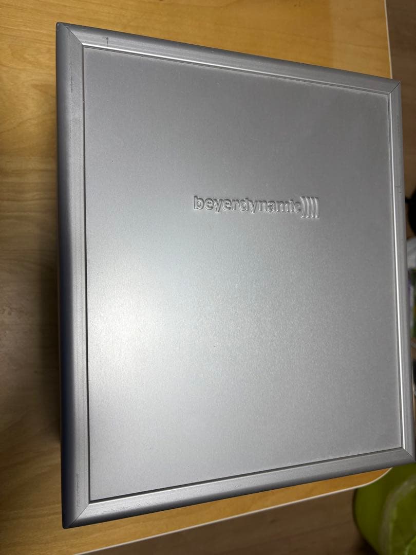 ヘッドホン beyerdynamic T1 1st