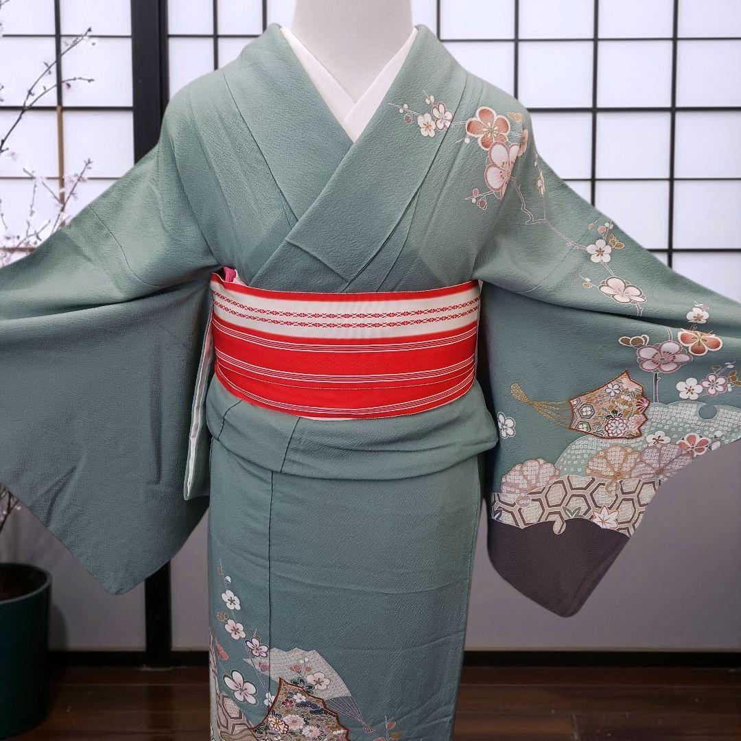 裄68.2、身丈158.3cm☆正絹　良家のちりめん訪問着　青磁色に扇面と梅