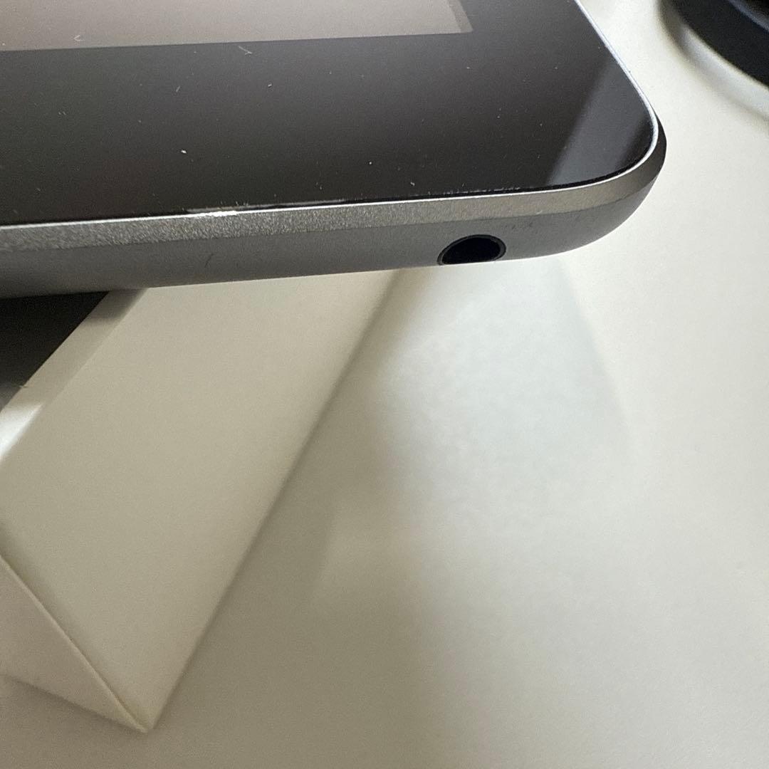 iPad (第6世代) Wi-Fi 128GB スペースグレー