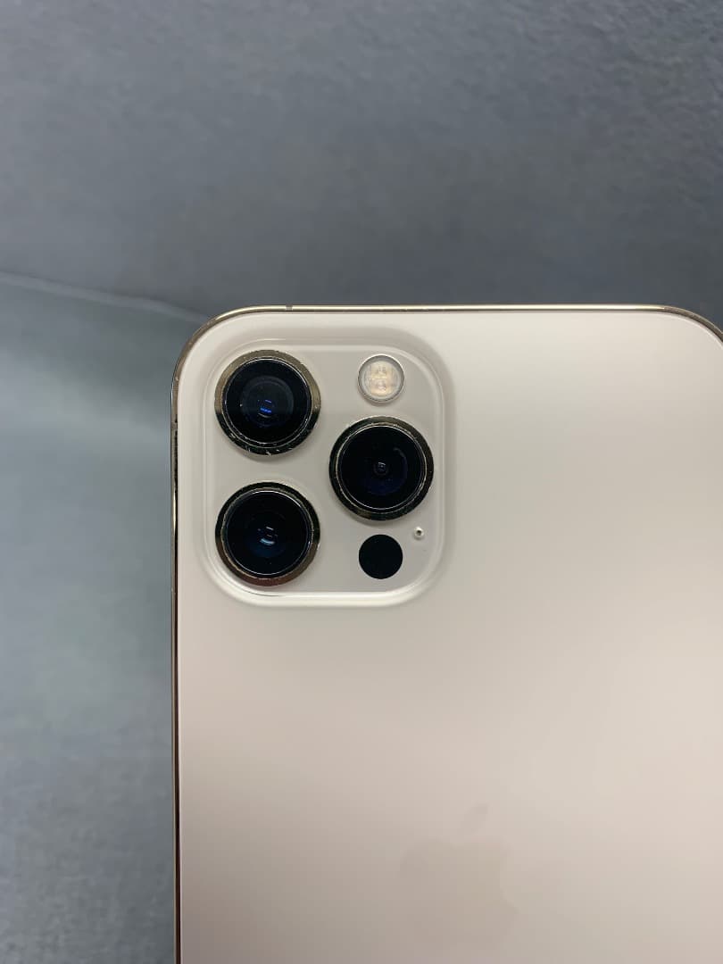 美品　国内版　SIMフリー　iPhone12 Pro Max 256GB