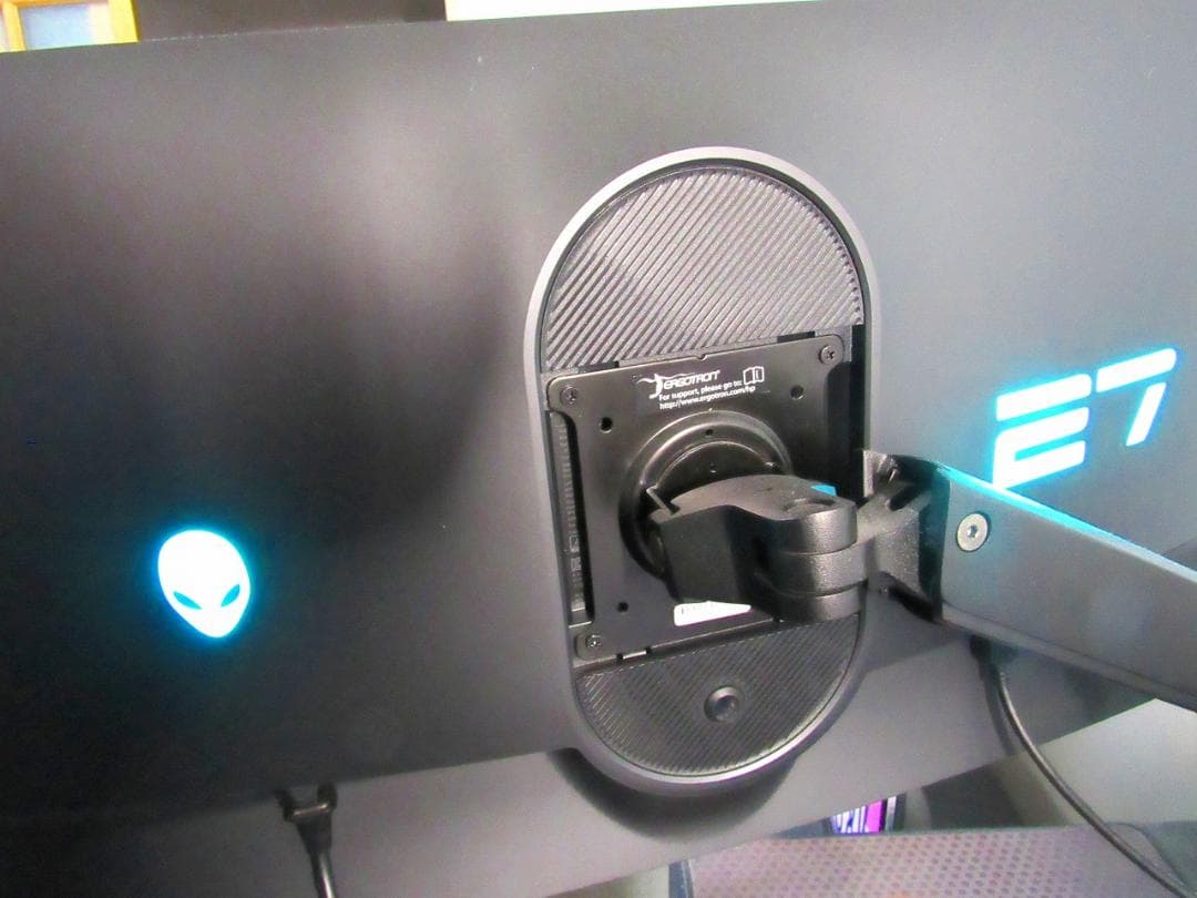 極上品 Alienware AW2724DM 27インチゲーミングモニター