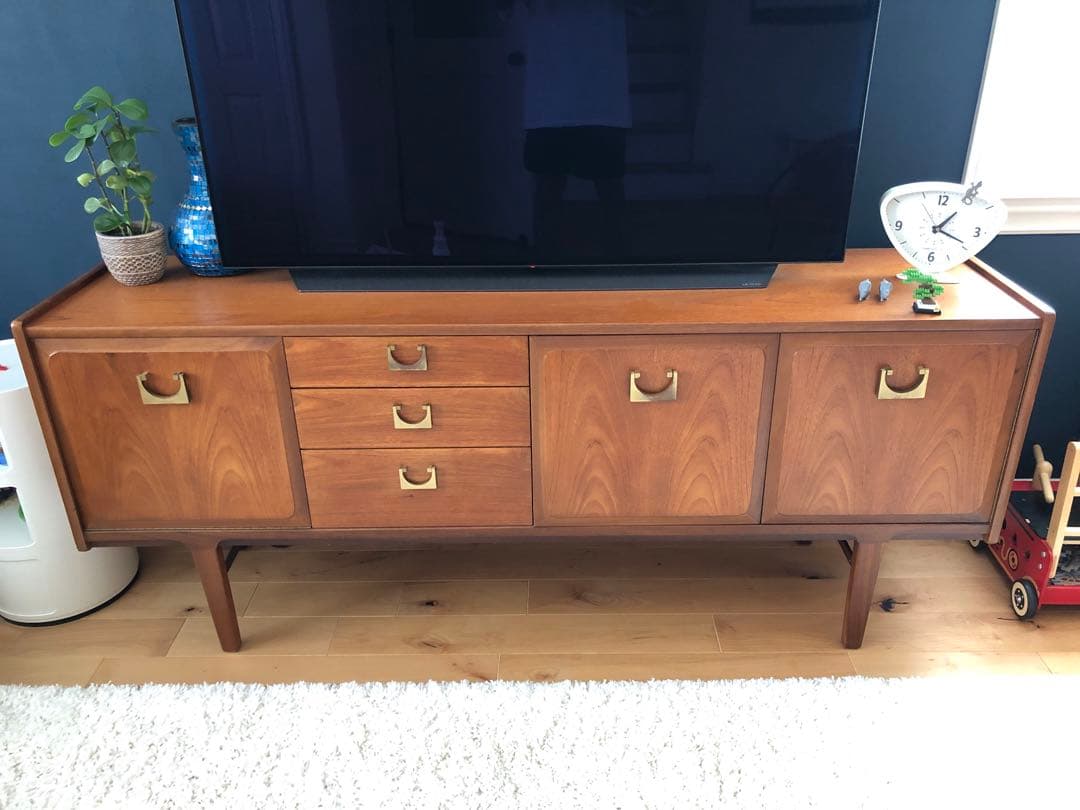 アンティークサイドボード