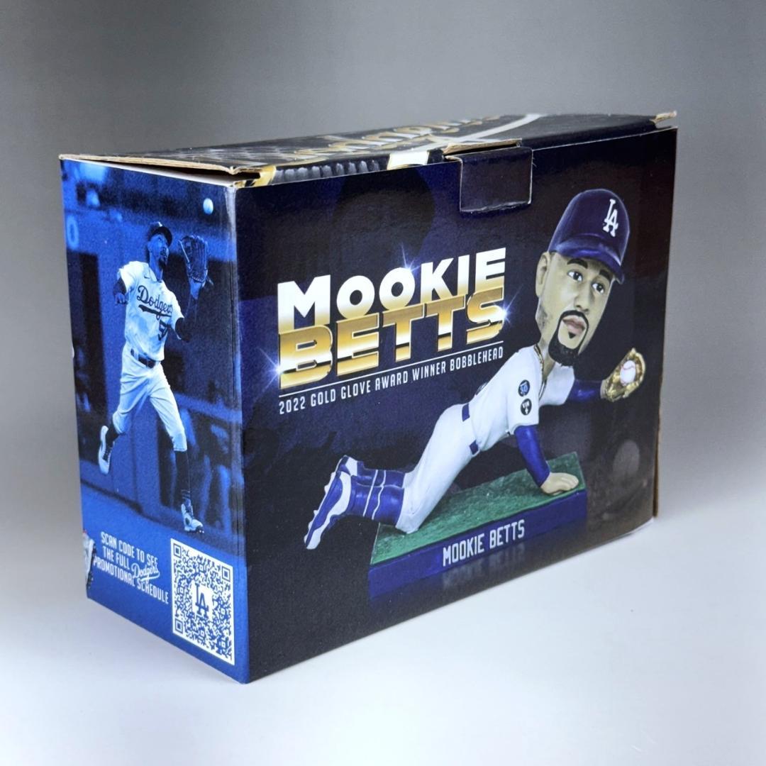 新品 ムーキー・ベッツ ゴールドグラブ賞 ボブルヘッド フィギュア ドジャース