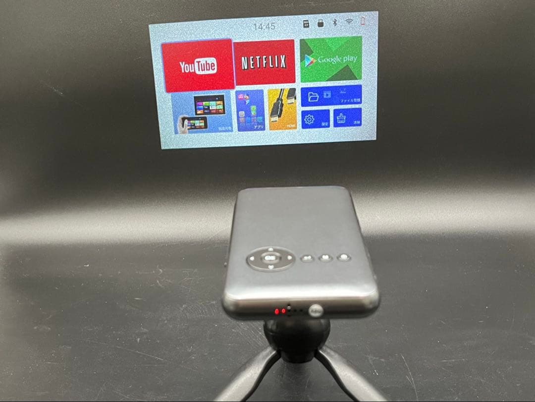 ★【美品】UENO-mono KABENI カベーニミニプロジェクター