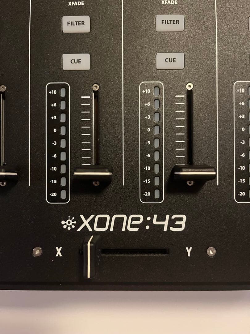 Allen & Heath xone:43 DJミキサー