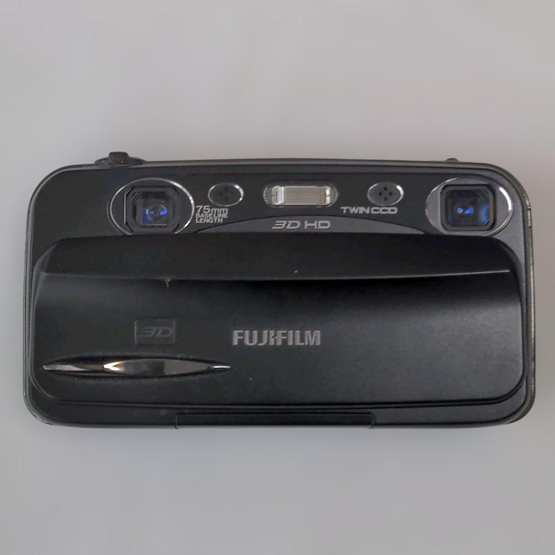 富士フイルム FinePix REAL 3D デジカメ W3‪【ジャンク】♡F1