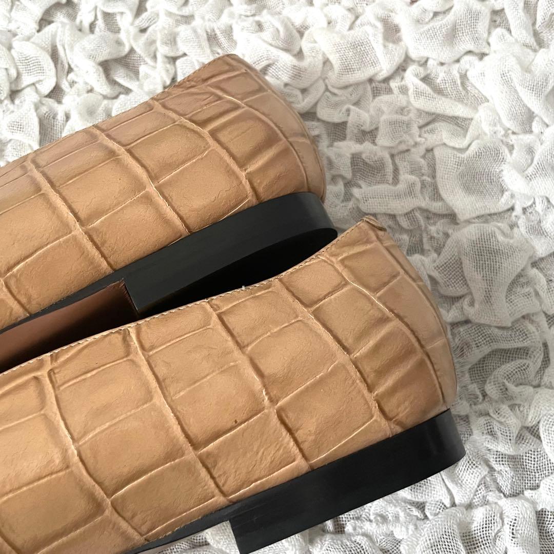 極美品　ペリーコ ポインテットトゥネビ パンプス クロコ型押し レザー