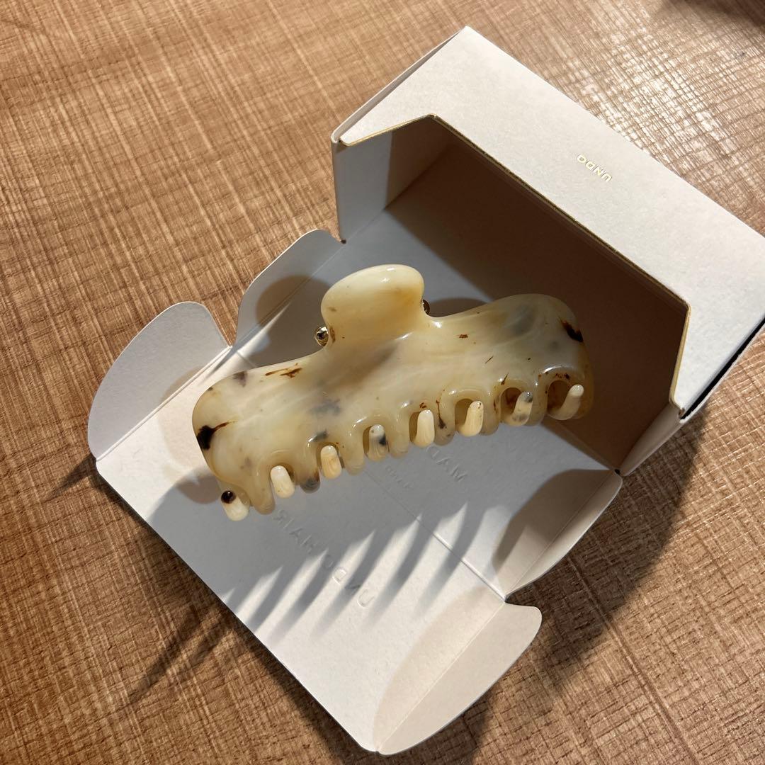 新品未使用 UNDO HAIRWARE ヘアクリップNo.4 ライトトータス