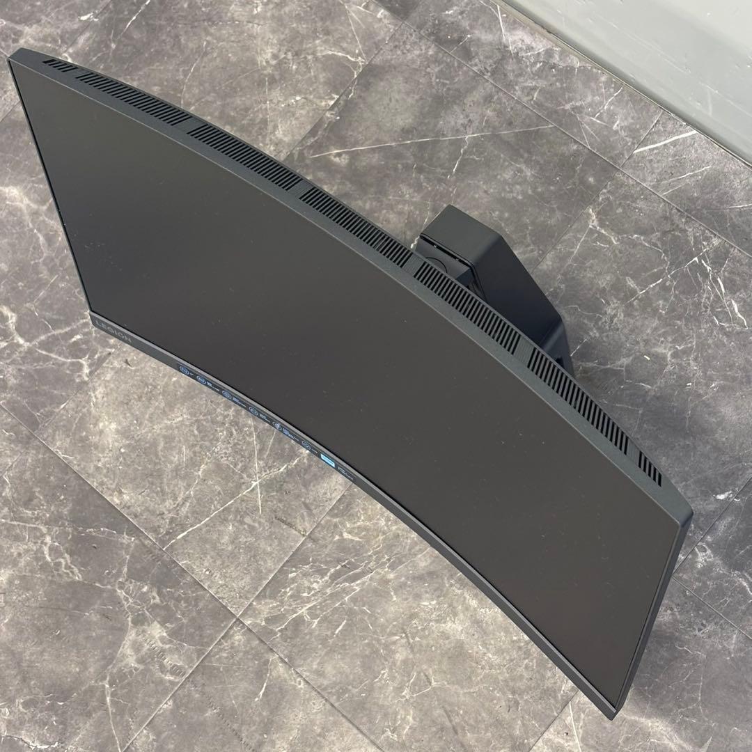 ＊大型湾曲モニター 2025年製 Lenovo LEGION 27インチ 曲面