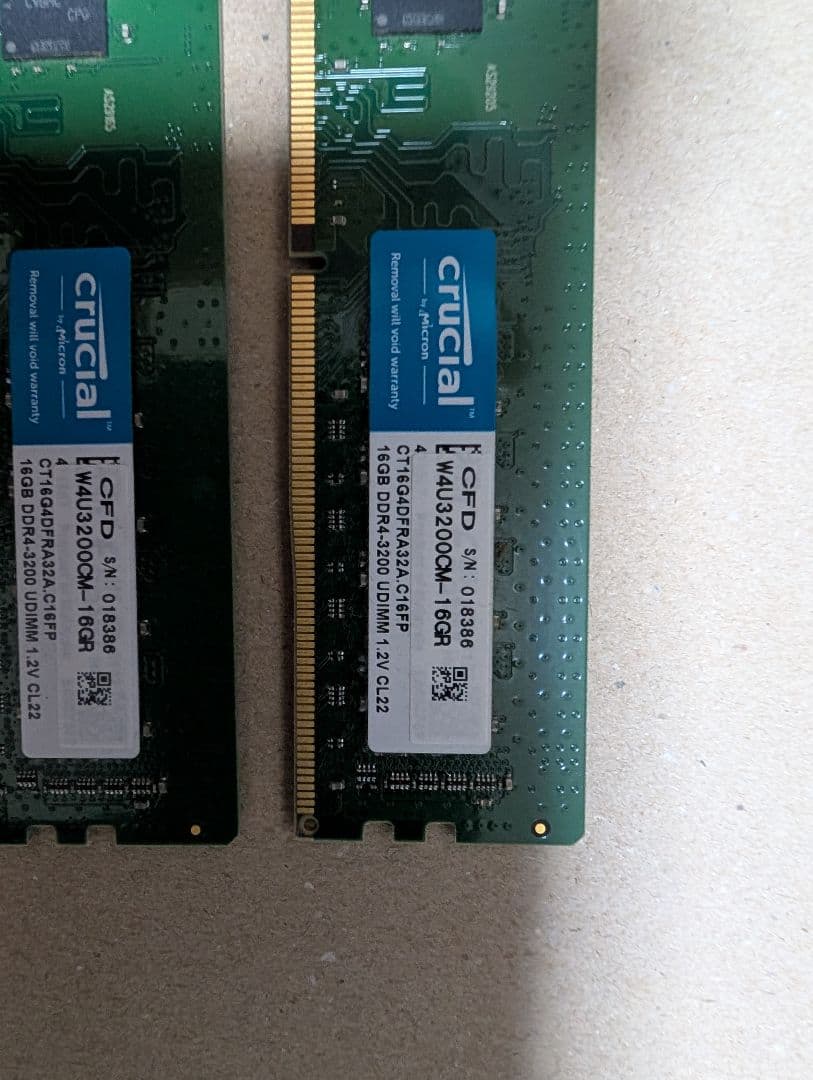 Crucial メモリ DDR4 16GB×2枚 (32GB) 動作確認済み