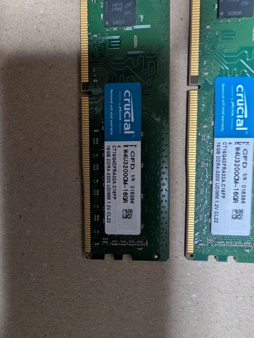 Crucial メモリ DDR4 16GB×2枚 (32GB) 動作確認済み