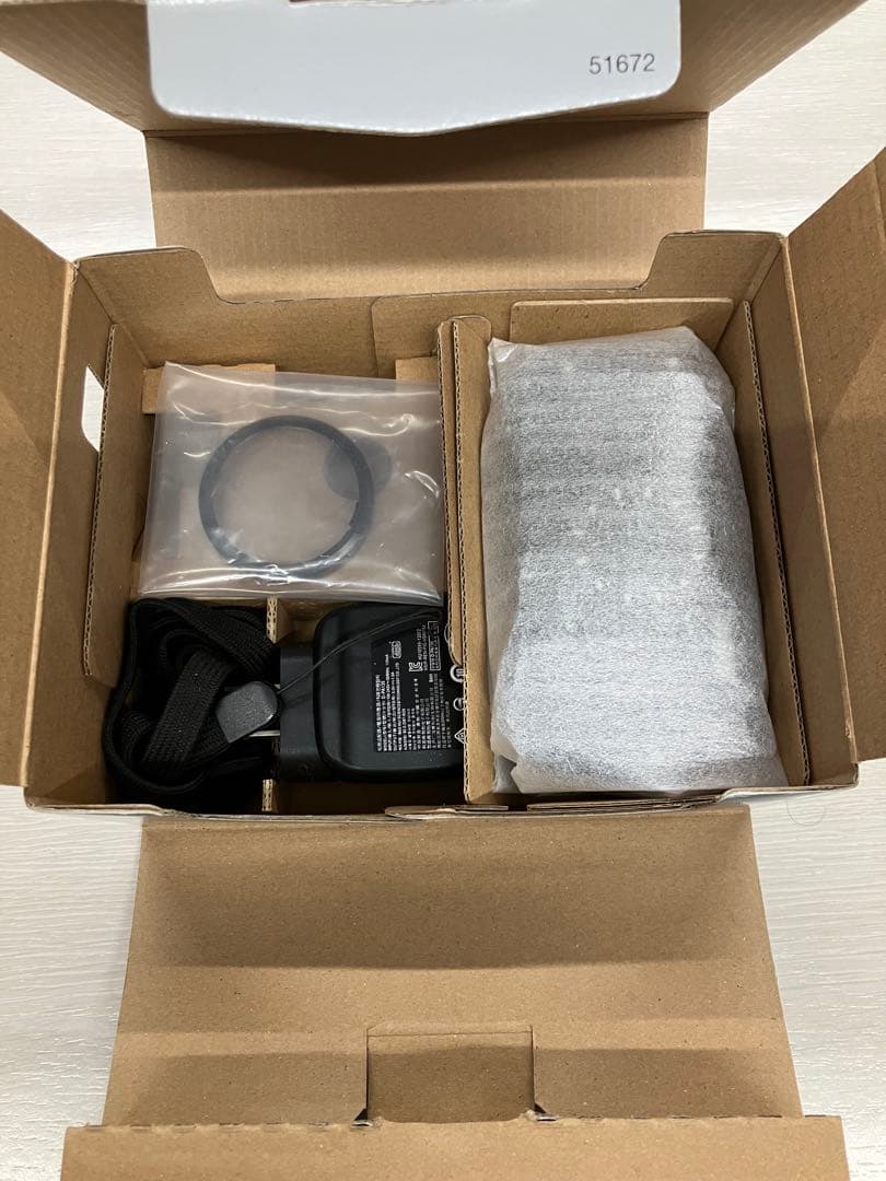 リコー WG-30 デジタルカメラ 本体と付属品