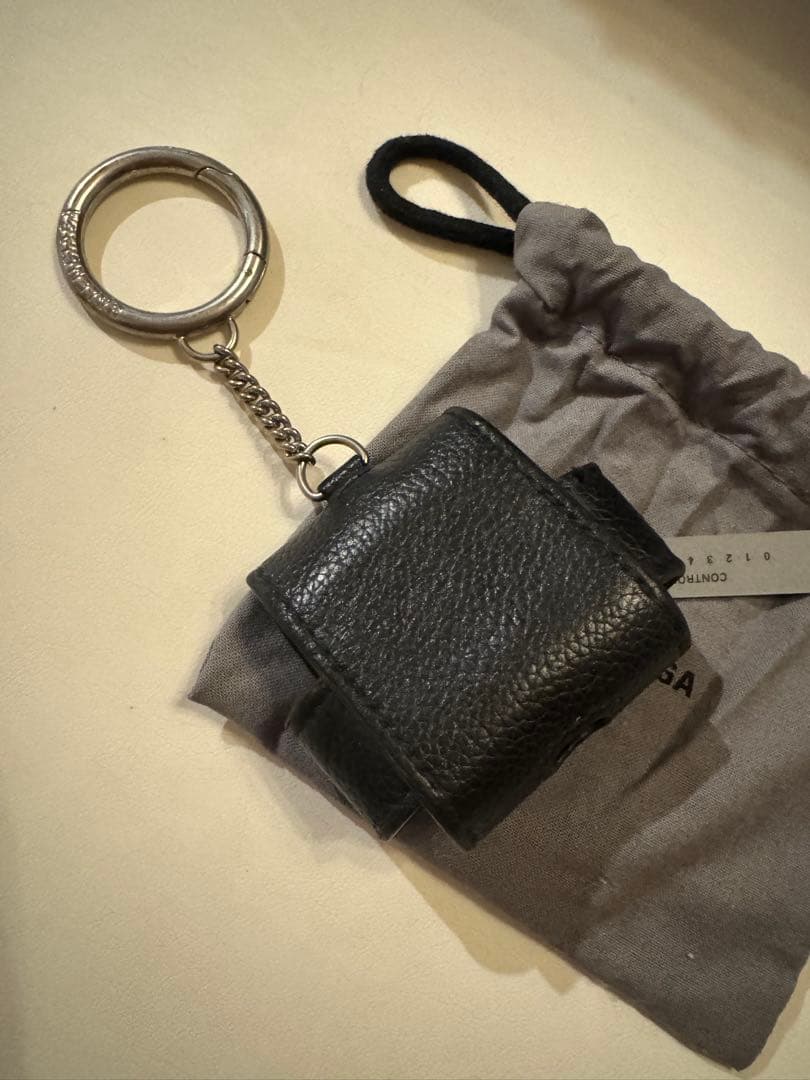 AirPods Pro ケース BALENCIAGA ロゴ ブラック