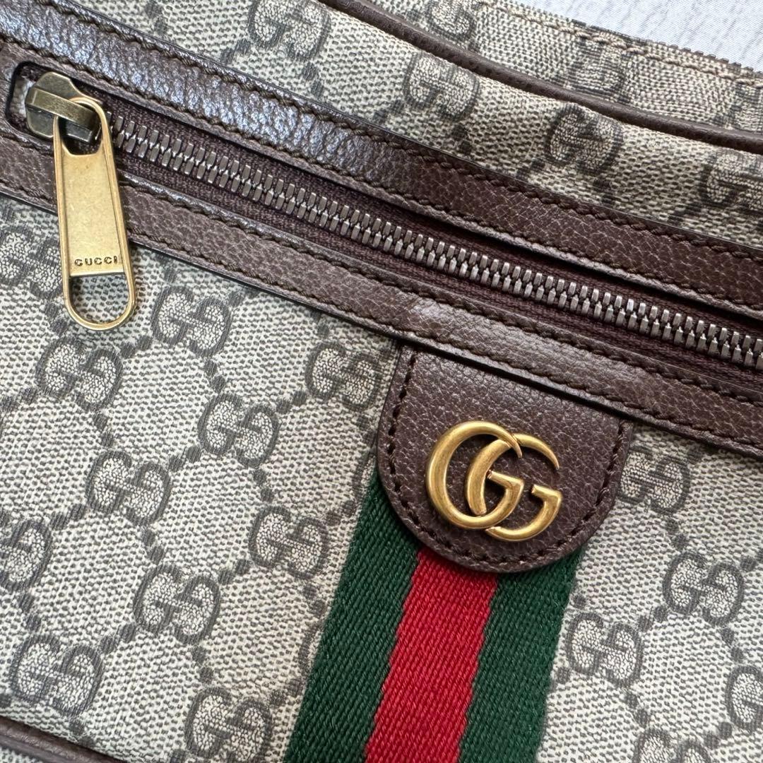 GUCCI GGベルト ボディバッグ