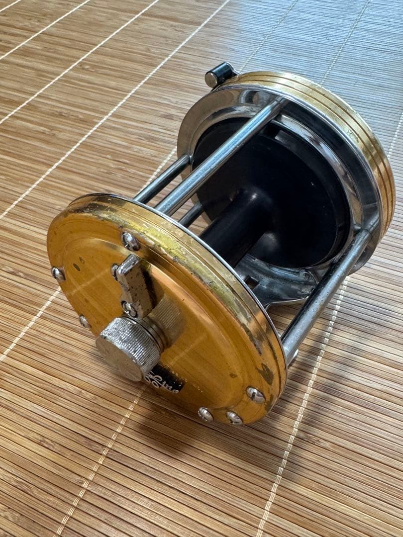 シーライン400 左ハンドル ダイワ DAIWA 中古 レア 金色