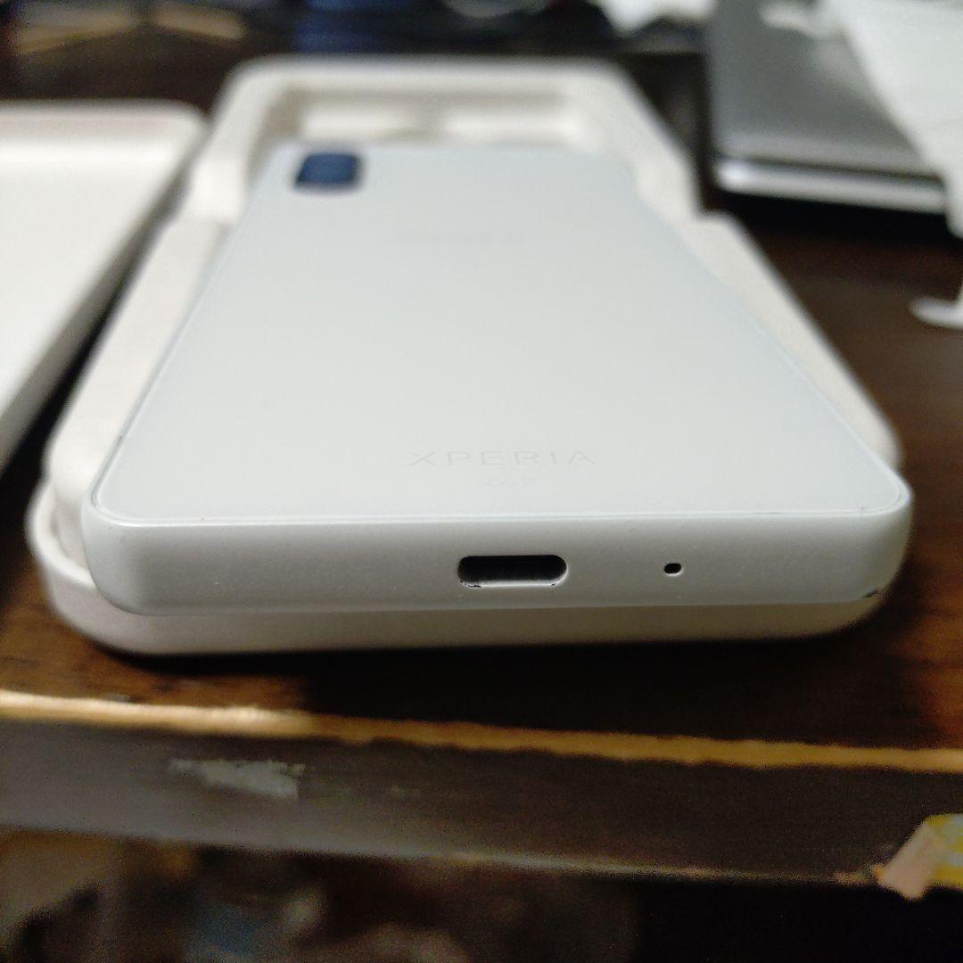 【箱あり】Xperia10V SOG11 ホワイト au simフリー