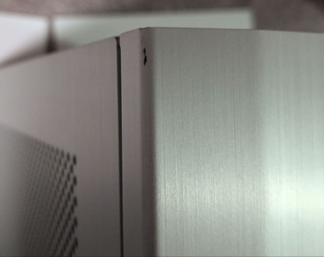 NCASE M1 Ver6.1 ミニ ITXアルミケース シルバー中古品