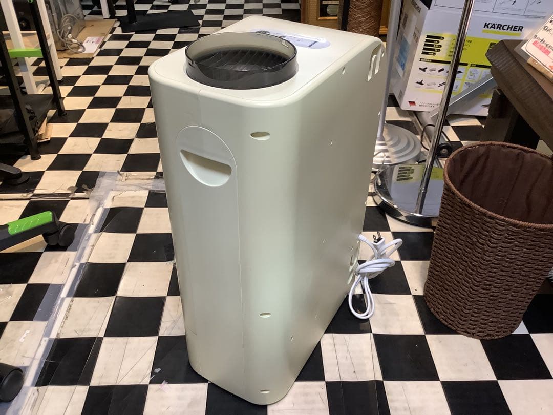 Tupperware 衣類除湿乾燥機