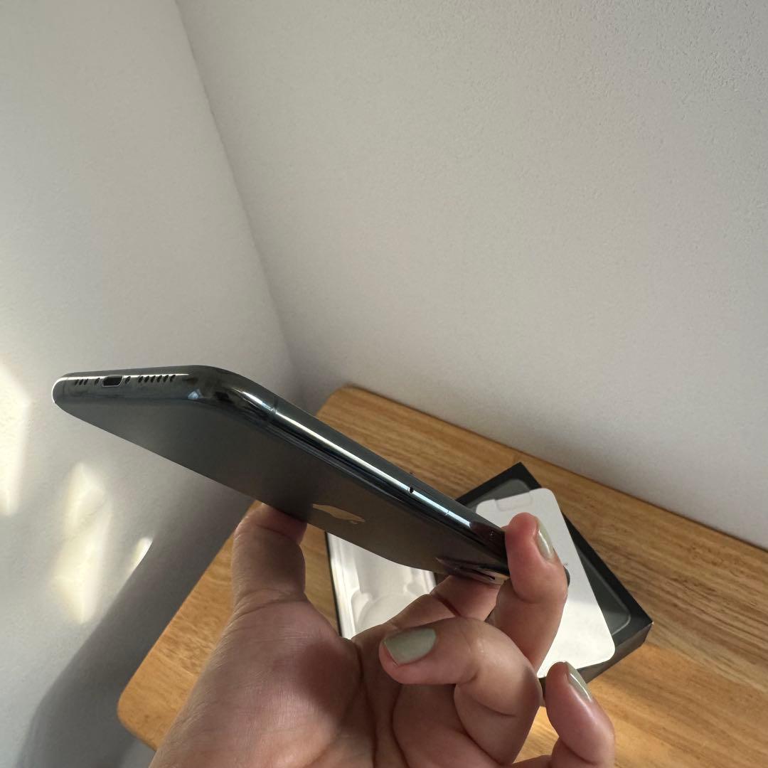 Apple iPhone 11 Pro ミッドナイトグリーン [マイク不良]